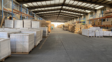 Склады ООО "ПолиТэр" находятся в Казани, Москве, Ростове-на-Дону и Астрахани